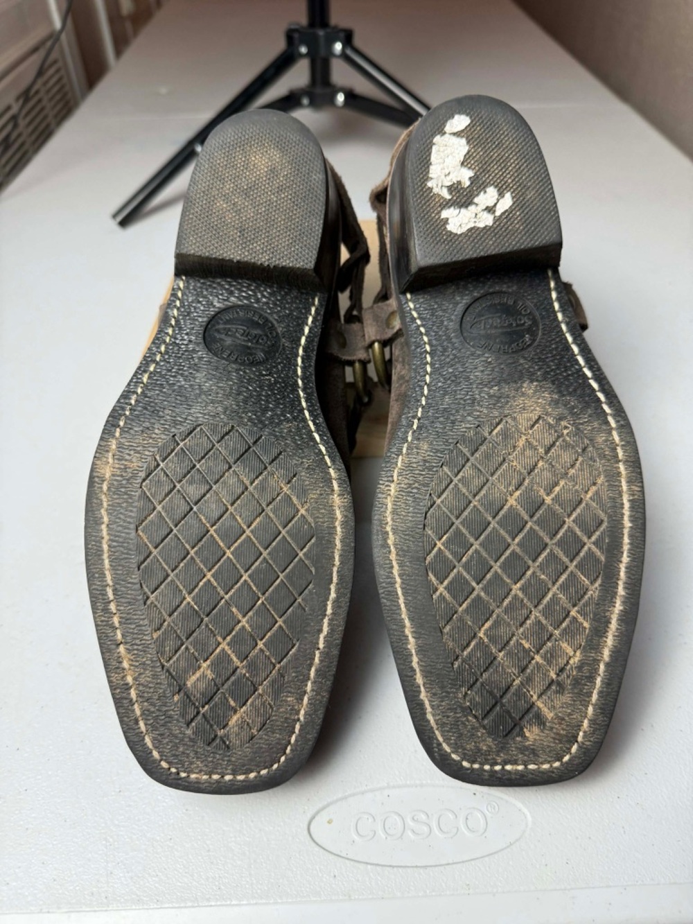 FRYE Belted Harness Mules
Clogs Biker Riding Brown Leather Size 7.5 USA Made - Picture 10 of 14